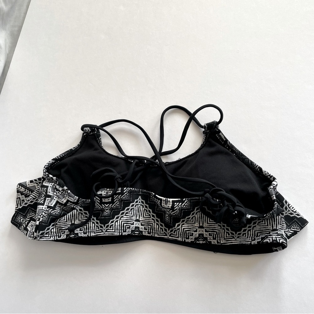 Arizona Jean Co. Swimwear | Bikini top Sz L - Picture 2 of 5